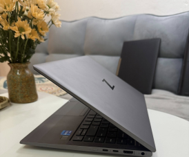 HP Zbook Firefly 14 G8 